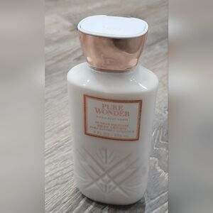 Body Lotion - White and Gold